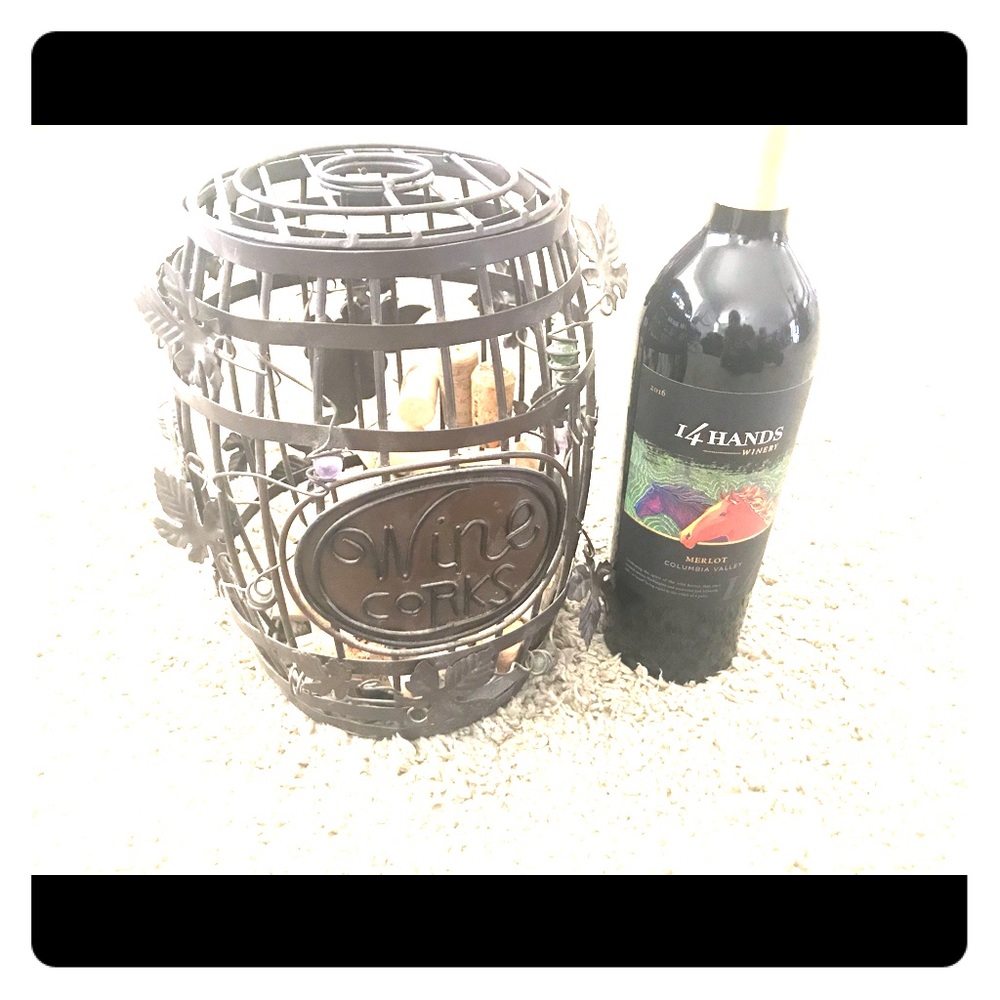 Wine cork holder wire